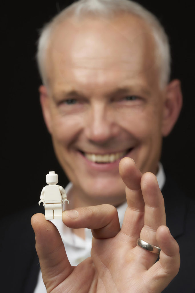 Tony Evald Clausen SalgsPiloterne MenneskeKenderen